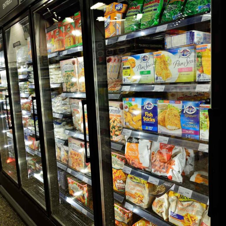 Fridge freezer for shops